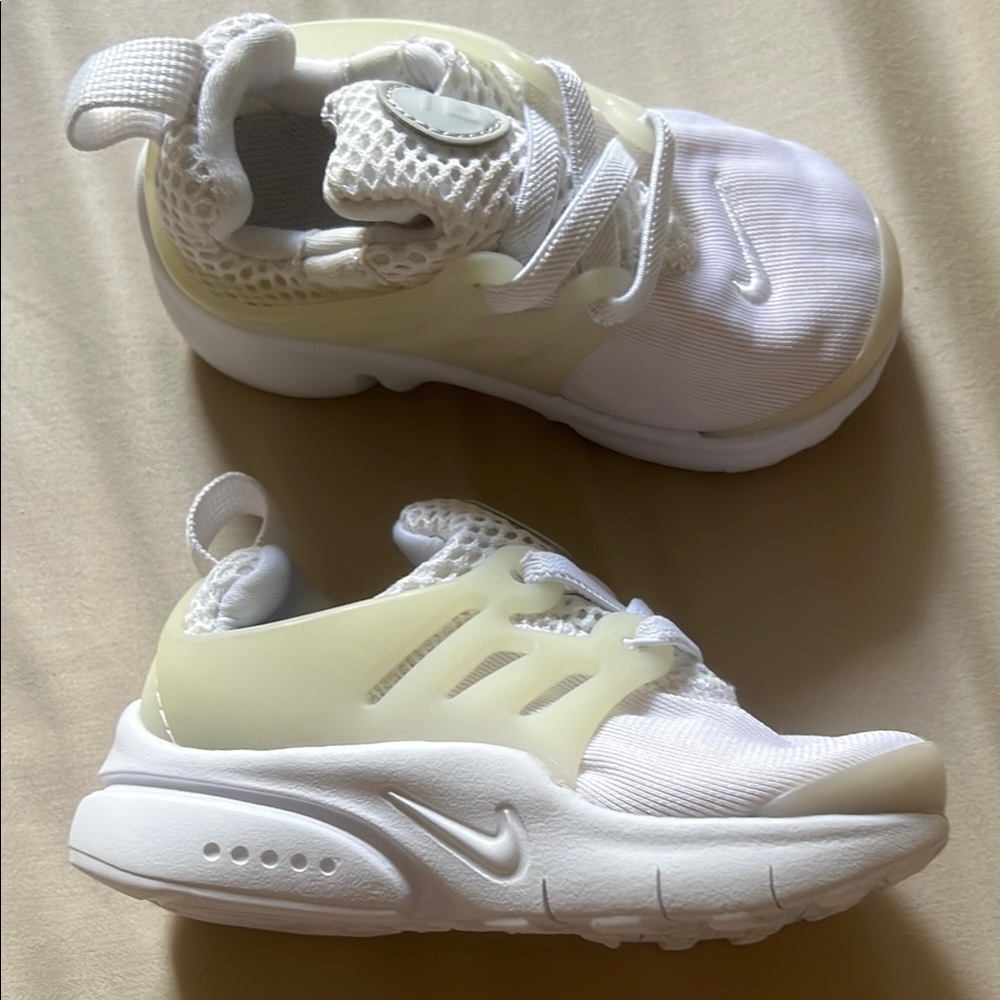 Nike presto toddler/kids sneakers. Size 6c. Good condition.